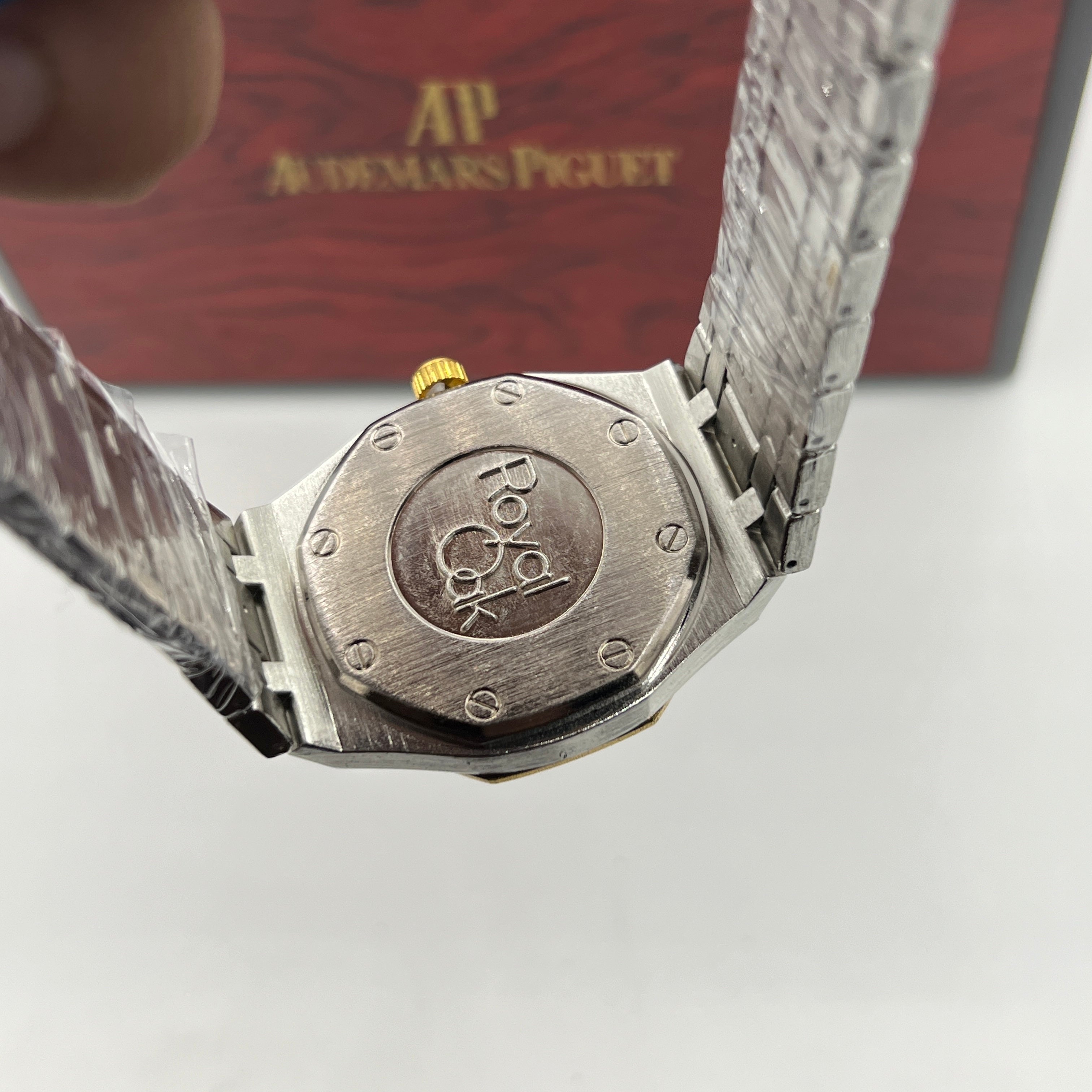 A-P RXW WATCH QUARTZ