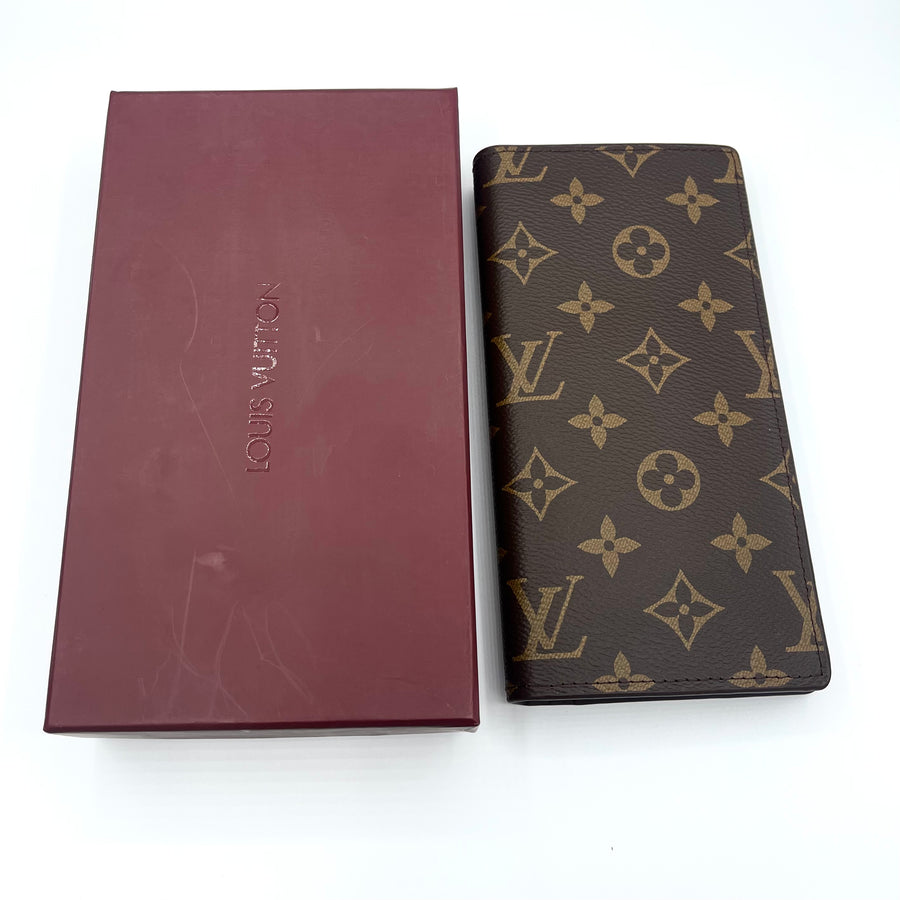 Branded long wallet WAL