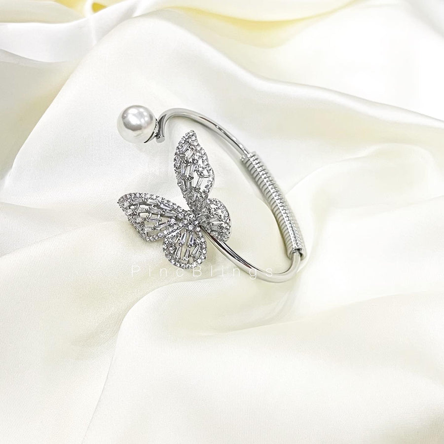 Pb-zirconic butterfly bracelet silver